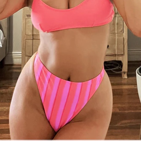 Passion extra cheeky extra high waist bikini bottom - Picture 2 of 4